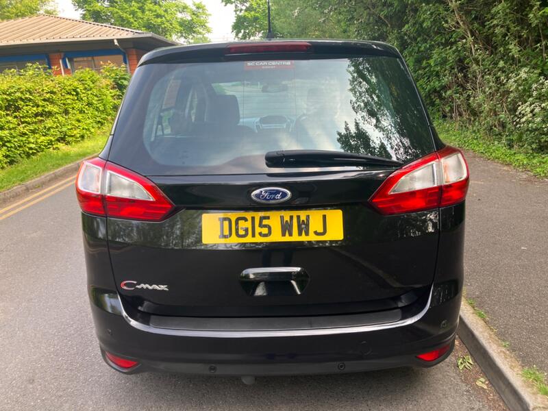 View FORD GRAND C-MAX 1.6 TDCi Titanium
