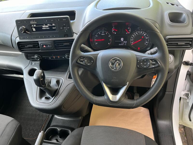 VAUXHALL COMBO