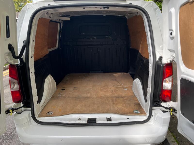 VAUXHALL COMBO