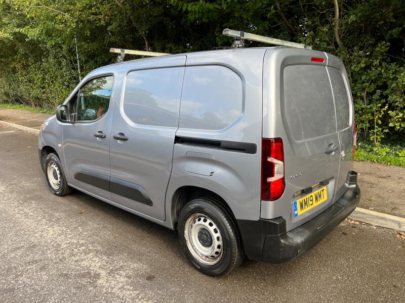 VAUXHALL COMBO