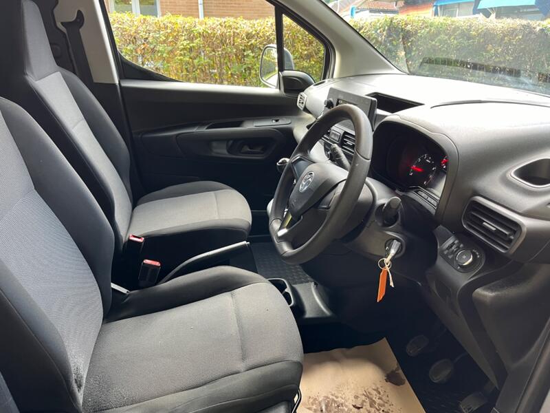 VAUXHALL COMBO