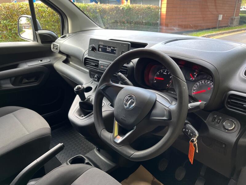 VAUXHALL COMBO