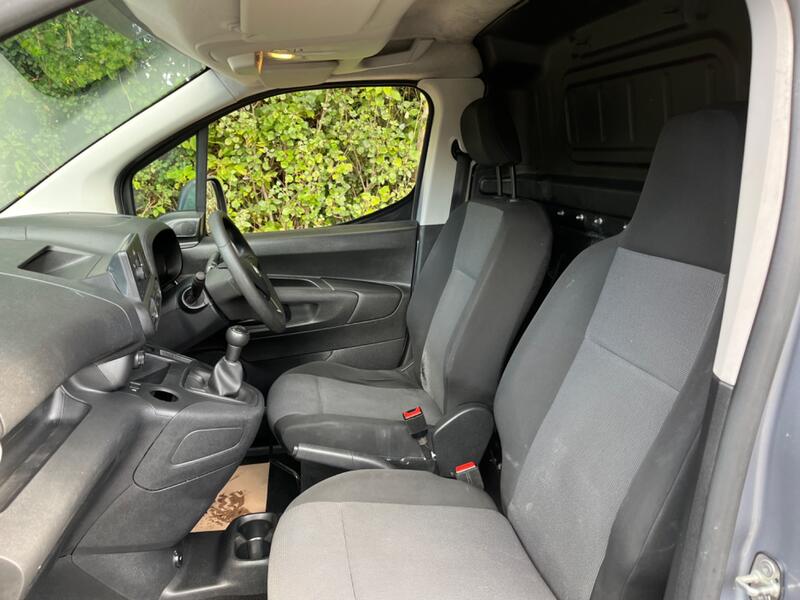 VAUXHALL COMBO