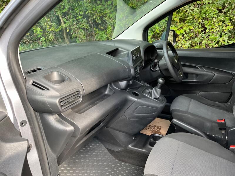 VAUXHALL COMBO