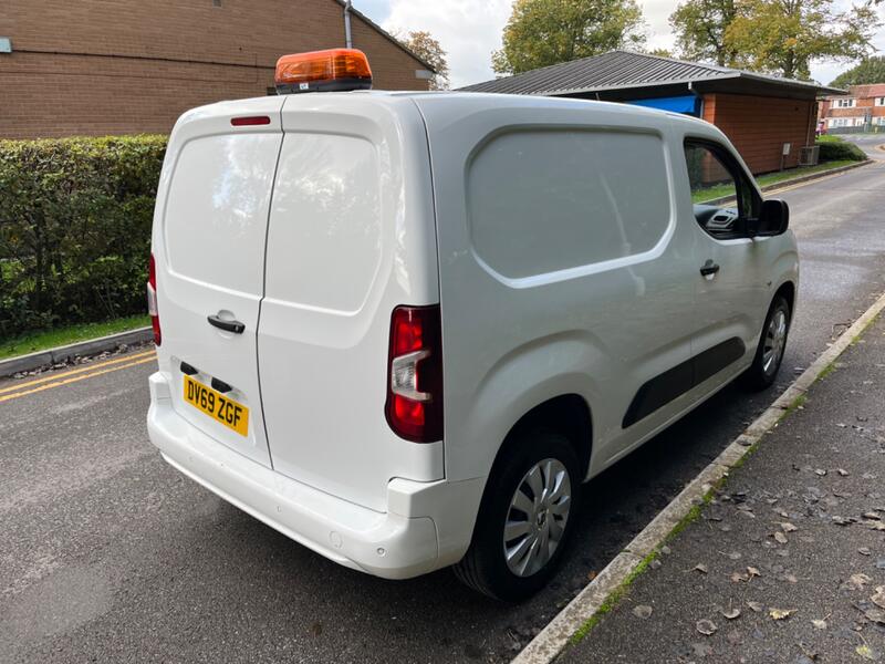 VAUXHALL COMBO