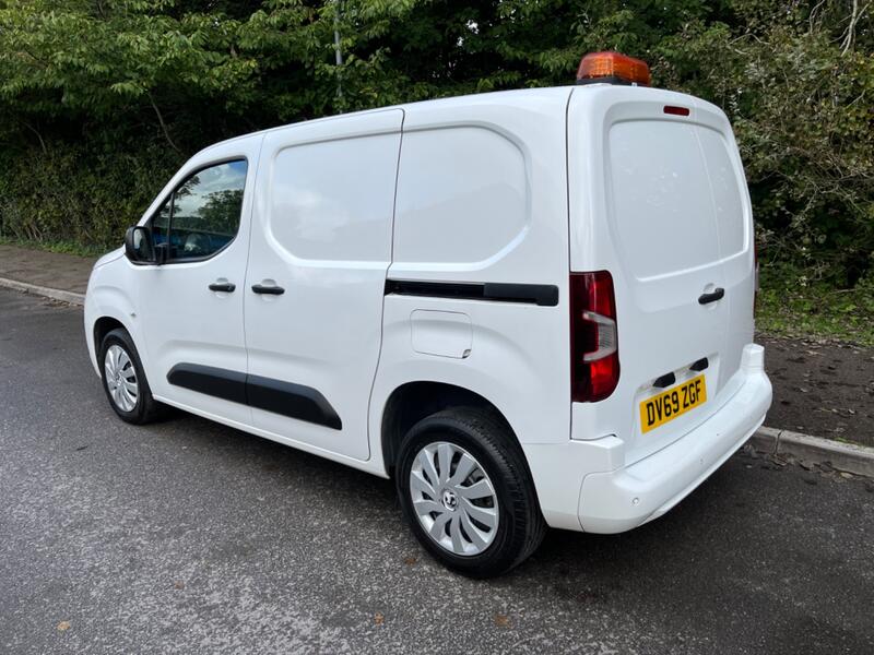 VAUXHALL COMBO