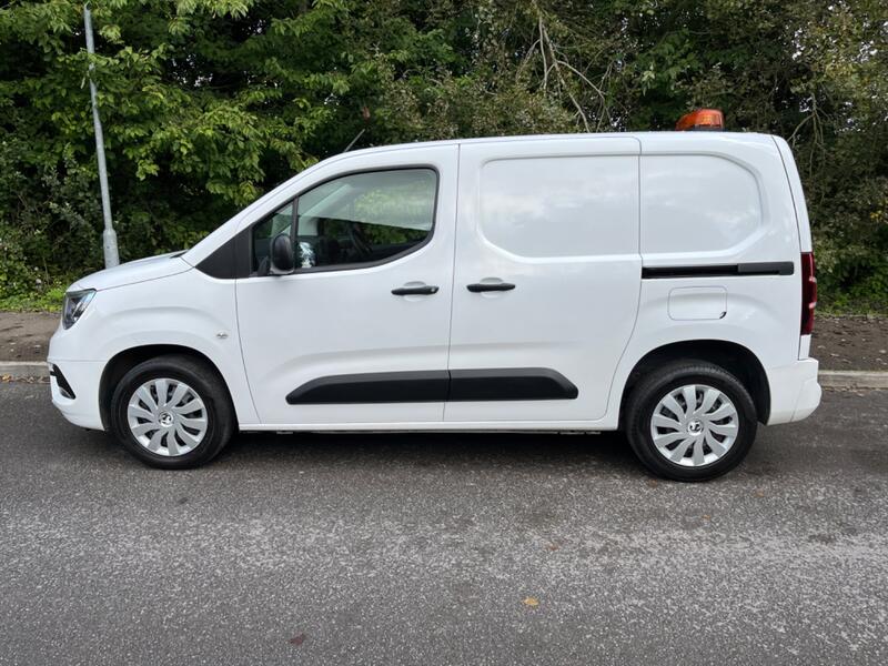 VAUXHALL COMBO
