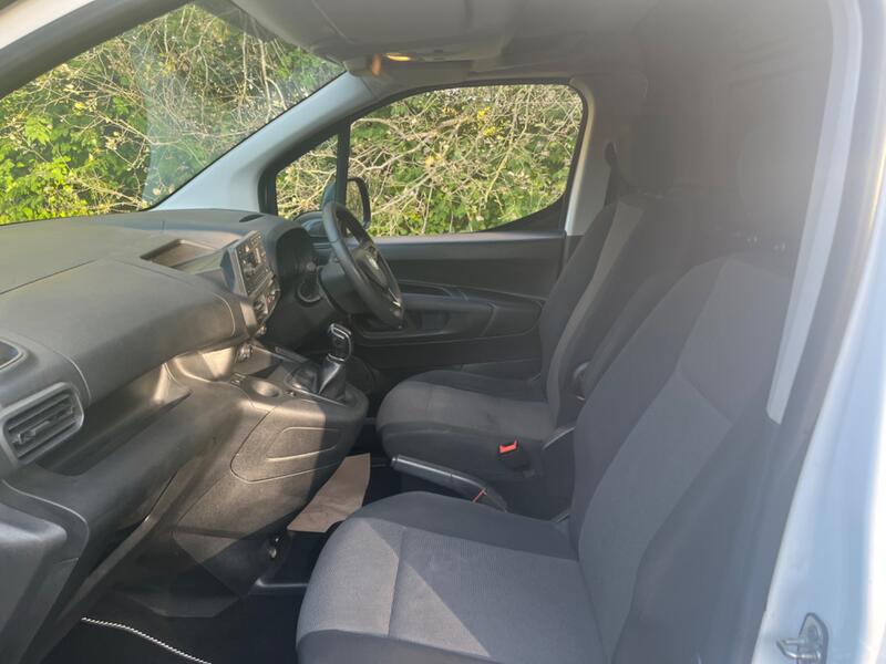 VAUXHALL COMBO