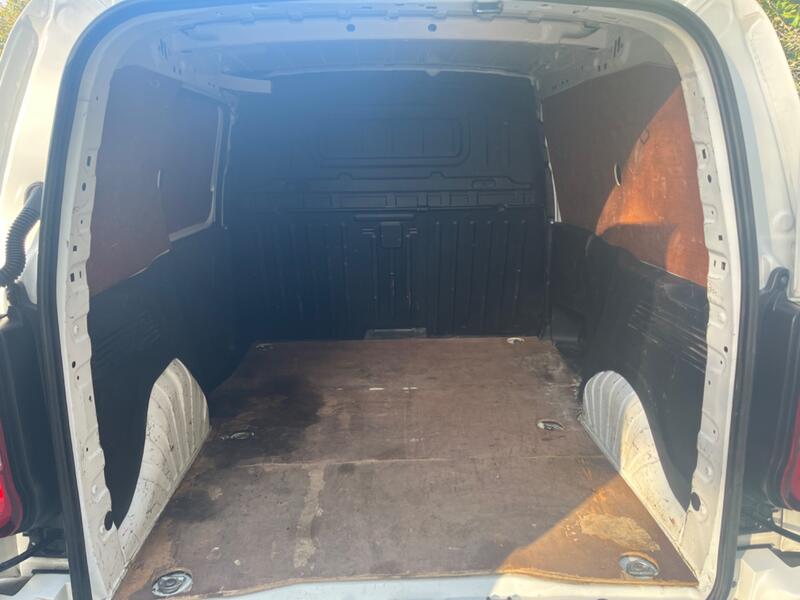 VAUXHALL COMBO