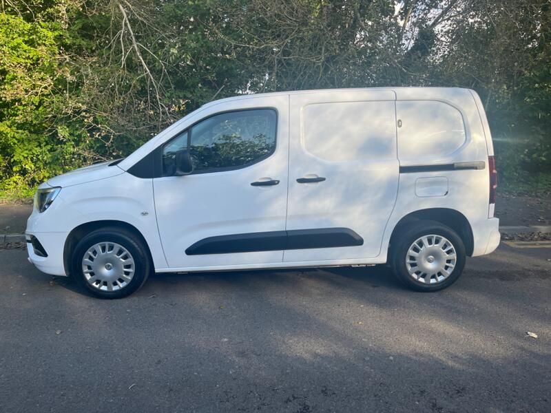 VAUXHALL COMBO