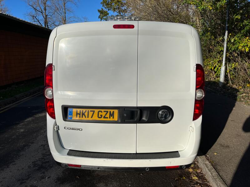 View VAUXHALL COMBO 1.3 CDTi 2000 16v Sportive