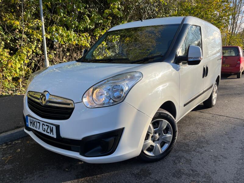 View VAUXHALL COMBO 1.3 CDTi 2000 16v Sportive