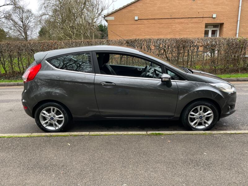 FORD FIESTA