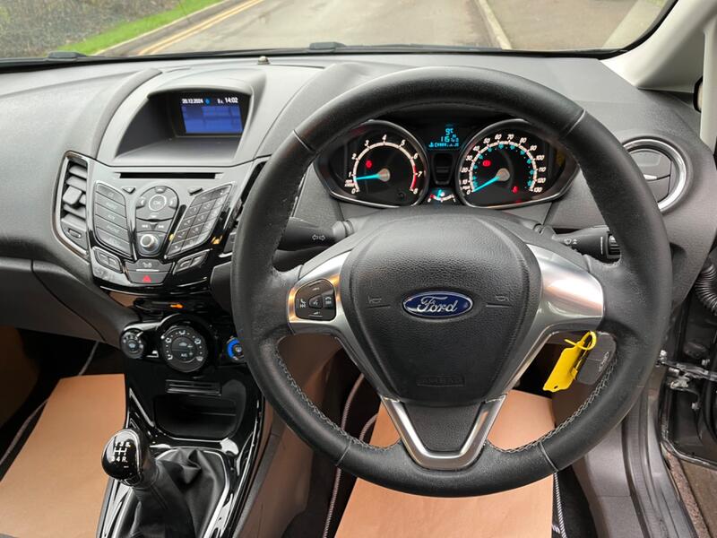 FORD FIESTA