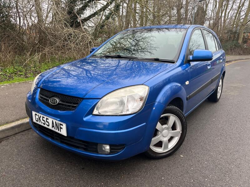 View KIA RIO 1.5 CRDi LX