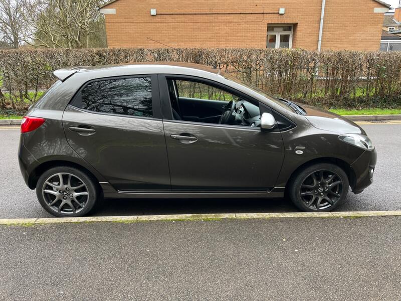 View MAZDA MAZDA2 1.3 Sport Venture