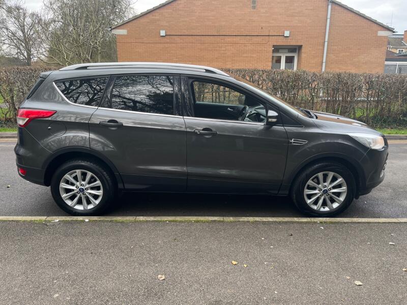 View FORD KUGA 2.0 TDCi Titanium