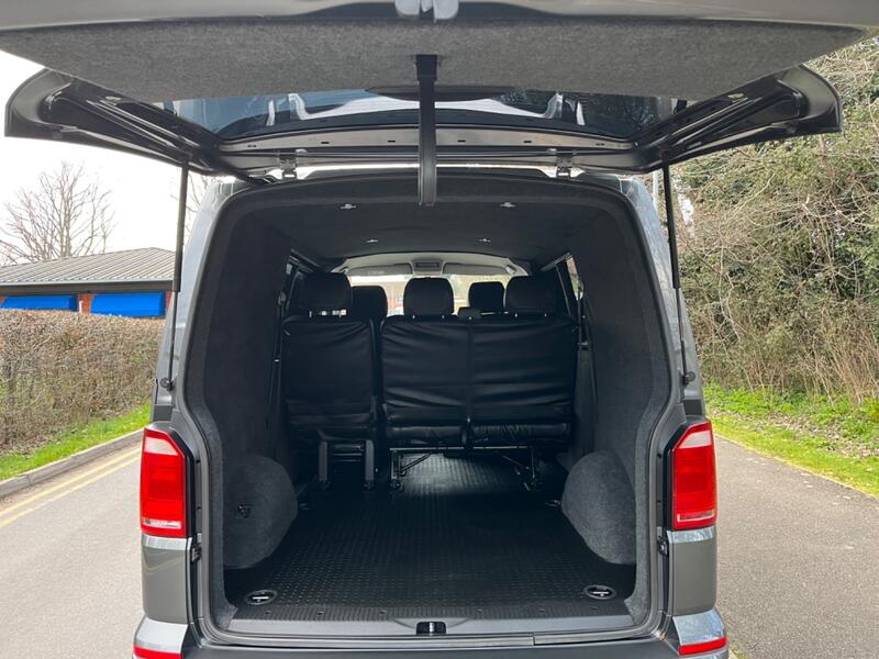 VOLKSWAGEN TRANSPORTER