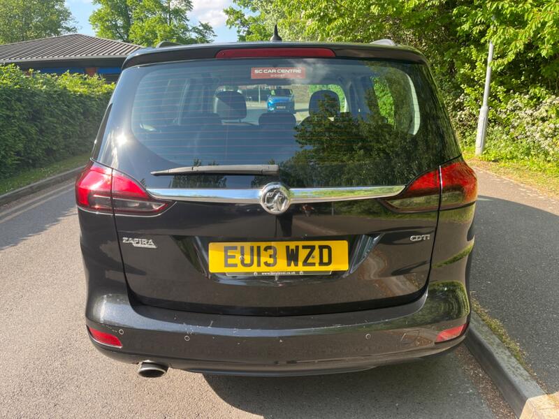 View VAUXHALL ZAFIRA TOURER 2.0 CDTi Exclusiv