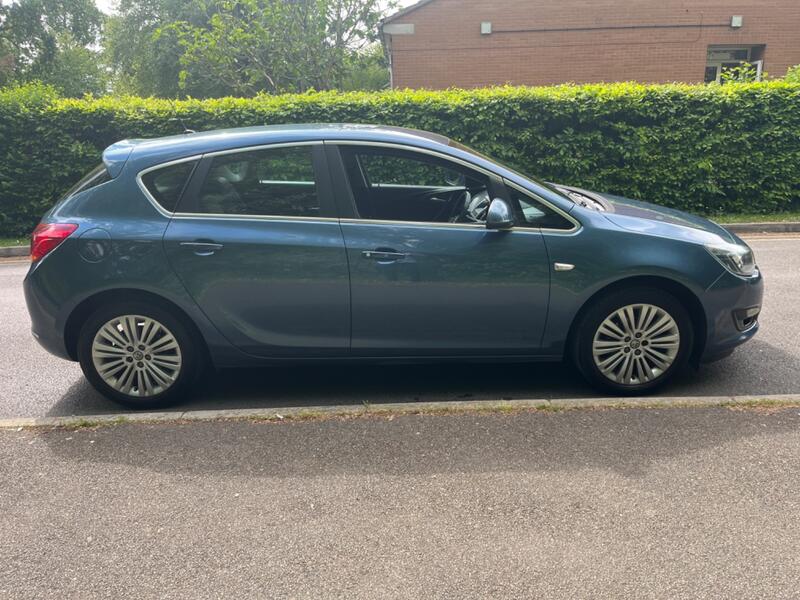 View VAUXHALL ASTRA 1.4 i Excite