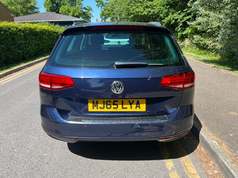View VOLKSWAGEN PASSAT 2.0 TDI BlueMotion Tech SE Business