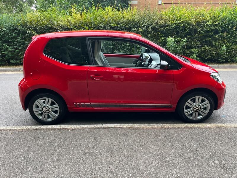 View VOLKSWAGEN UP 1.0 up! beats