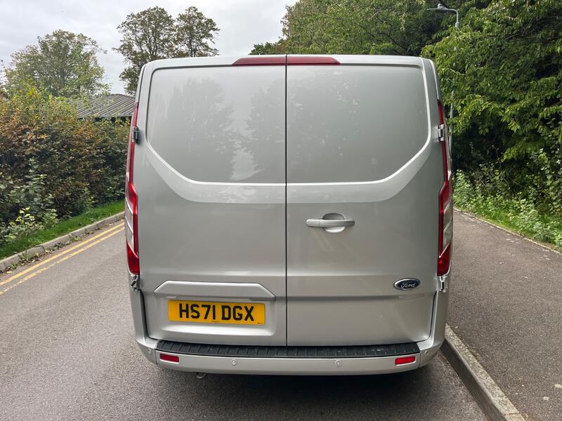 View FORD TRANSIT 2.0 Transit Custom Limited DCiV 320 L2 2.0L EcoBlue 130PS FWD 6 Speed Manual